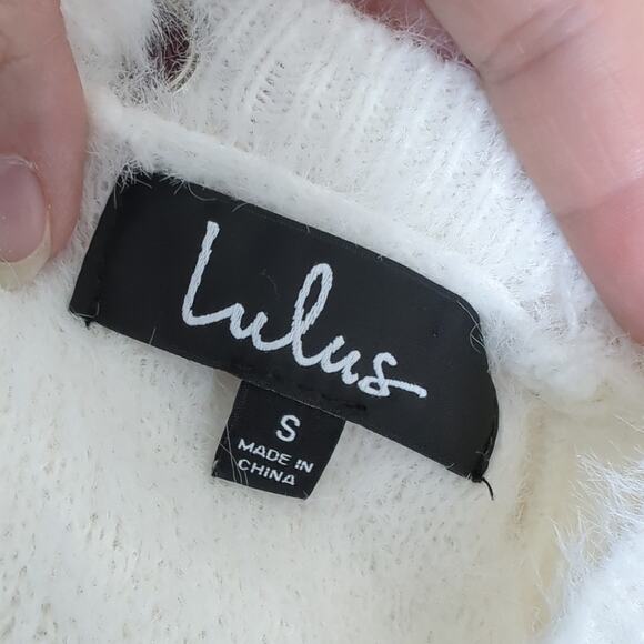 Lulus Weekend in Aspen Bow Tie Back Fuzzy White Backless Sweater Women's Small S - Picture 8 of 11